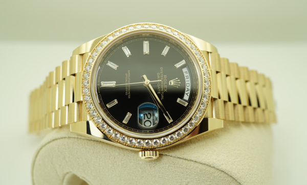 BRAND NEW Rolex 228348RBR DAY DATE 40 YELLOW GOLD DIAMOND BEZEL BAGUETTE DIAL 2021 FULL SET - Image 9