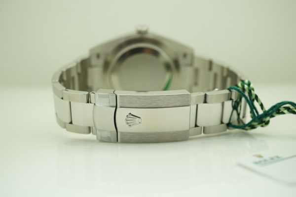 BRAND NEW Rolex 126300 DATEJUST 41 WIMBLEDON DIAL OYSTER BAND 2021 FULL SET - Image 7