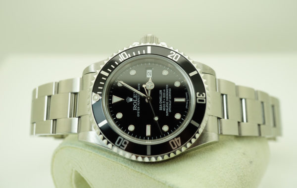 Rolex 16600 SEA-DWELLER V SERIAL RARE 40MM BOXES PAPERS - Image 13