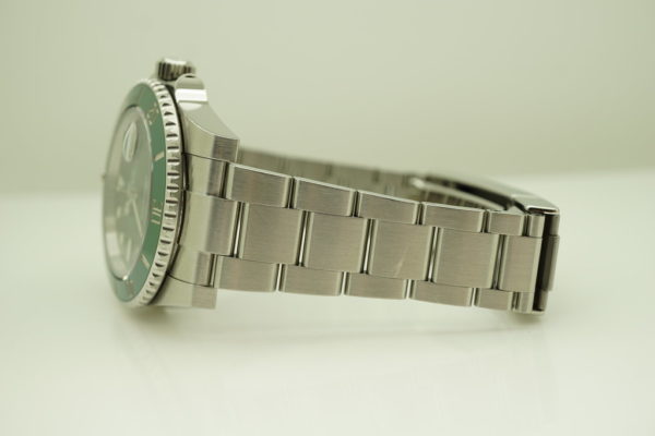 Rolex 116610LV SUBMARINER HULK GREEN DIAL RANDOM 2020 WARRANTY COMPLETE SET - Image 5