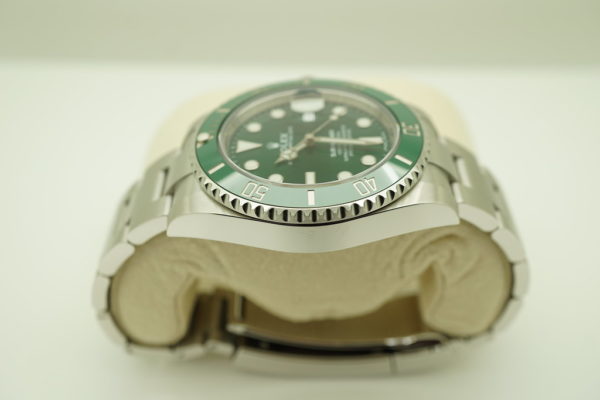 Rolex 116610LV SUBMARINER HULK GREEN DIAL RANDOM 2020 WARRANTY COMPLETE SET - Image 4