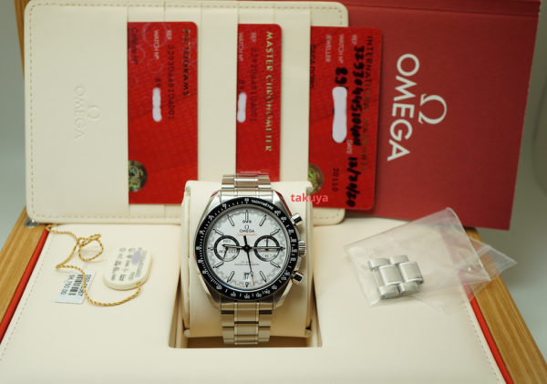 MINT Omega SPEEDMASTER RACING WHITE DIAL 2020 WARRANTY FULL SET - Image 2