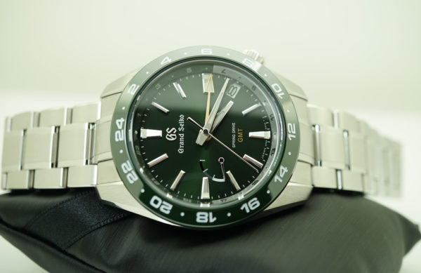 Grand Seiko SPORT COLLECTION SPRING DRIVE GMT SBGE257 GREEN 2020 FULL SET - Image 10