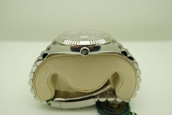 BRAND NEW Rolex 126334 DATEJUST 41 FLUTED BEZEL SLATE DIAMOND DIAL JUBILEE BAND 2021 FULL SET - Image 3