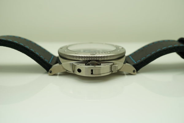 Panerai PAM 692 LUMINOR SUBMERSIBLE 1950 BMG-TECH 3 DAYS BLUE 47MM 2019 FULL SET - Image 4