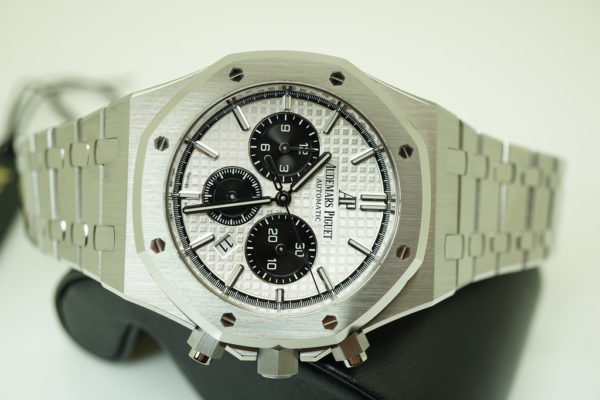 BRAND NEW Audemars PIGUET ROYAL OAK CHRONOGRAPH PANDA DIAL 26331ST COMPLETE SET - Image 9