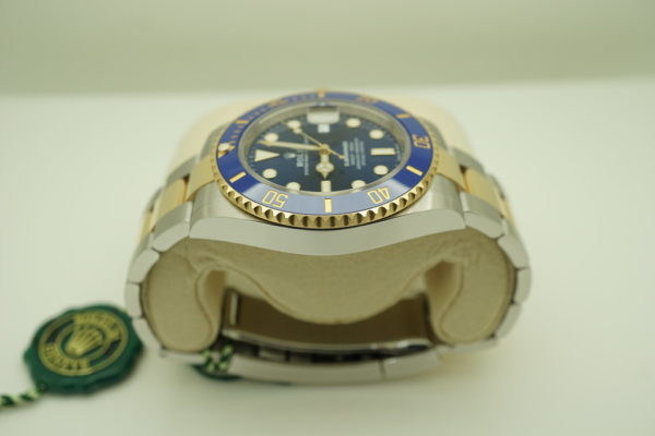 BRAND NEW Rolex 126613LB SUBMARINER 18K YG STEEL BLUE DIAL 41MM 2021 NEW MODEL - Image 4