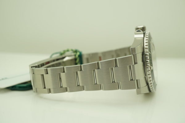 NEW Rolex 116610 SUBMARINER CERAMIC DATE 2020 WARRANTY COMPLETE SET - Image 6