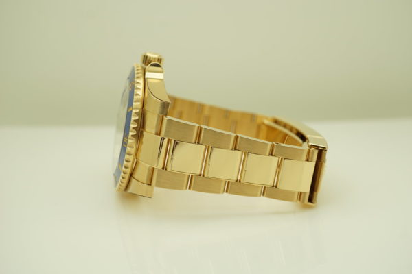 MINT Rolex 116618LB SUBMARINER 18K YG SUNBURST BLUE DIAL 2020 WARRANTY FULL SET - Image 5
