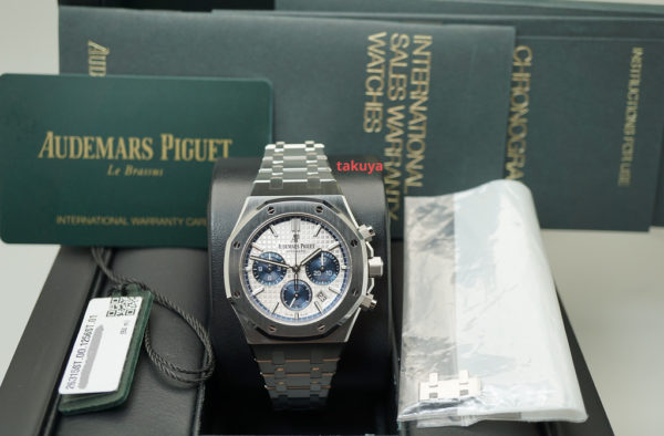 MINT Audemars PIGUET ROYAL OAK CHRONOGRAPH 26315 BLUE SILVER DIAL 2019 FULL SET - Image 2