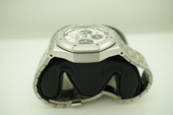 MINT Audemars PIGUET ROYAL OAK CHRONOGRAPH 26315 BLUE SILVER DIAL 2019 FULL SET - Image 3