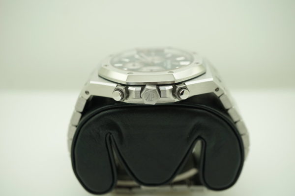 NEW Audemars PIGUET ROYAL OAK CHRONOGRAPH 26331ST BLUE DIAL 2021 COMPLETE SET - Image 3