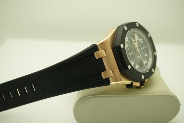 Audemars PIGUET OFFSHORE 18K ROSE GOLD RUBBER CLAD 42MM BOXES PAPERS - Image 5