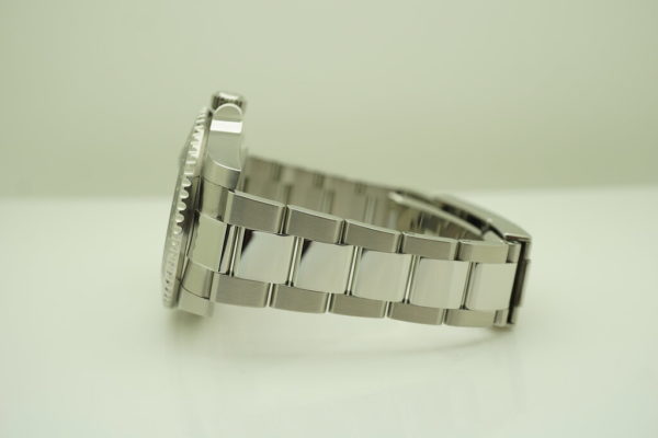 Rolex 116710LN GMT MASTER II BLACK CERAMIC BEZEL 2018 WARRANTY FULL SET - Image 5