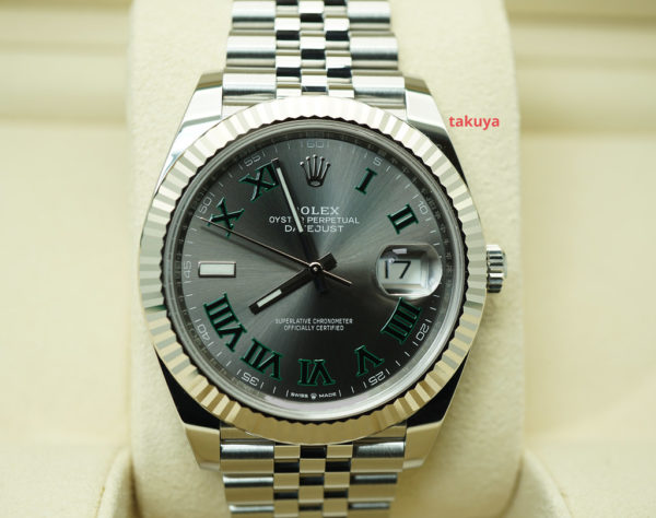 Rolex 126334 DATEJUST 41 FLUTED BEZEL WIMBLEDON DIAL JUBILEE COMPLETE SET