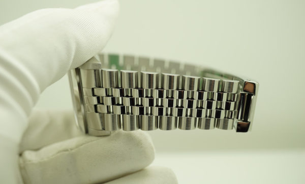 Rolex 16200 DATEJUST 36MM STAINLESS STEEL RHODIUM ROMAN DIAL JUBILEE FULL SET - Image 8