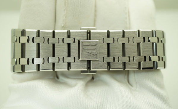 Audemars PIGUET ROYAL OAK CHRONOGRAPH PANDA DIAL 26331ST 2018 WARRANTY FULL SET - Image 7