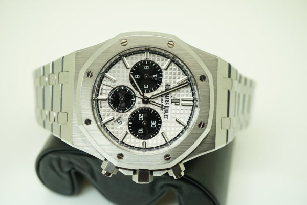 Audemars PIGUET ROYAL OAK CHRONOGRAPH PANDA DIAL 26331ST 2018 WARRANTY FULL SET - Image 10