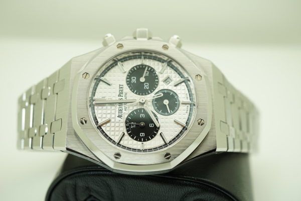 Audemars PIGUET ROYAL OAK CHRONOGRAPH PANDA DIAL 26331ST 2018 WARRANTY FULL SET - Image 11