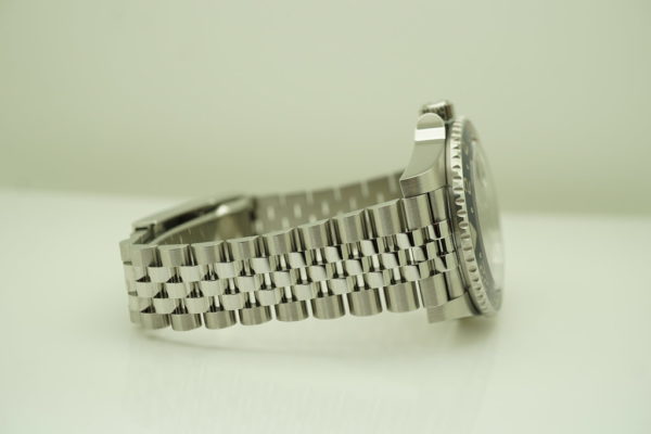 Rolex 126710BLRO PEPSI GMT MASTER II RED BLUE BEZEL JUBILEE 2020 FULL SET - Image 6