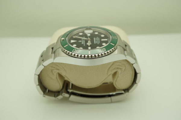 LIKE NEW Rolex 126610LV SUBMARINER GREEN BEZEL BLACK DIAL 41MM WARRANTY FULL SET - Image 4