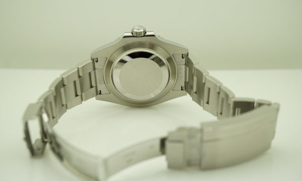LIKE NEW Rolex 126610LV SUBMARINER GREEN BEZEL BLACK DIAL 41MM WARRANTY FULL SET - Image 8