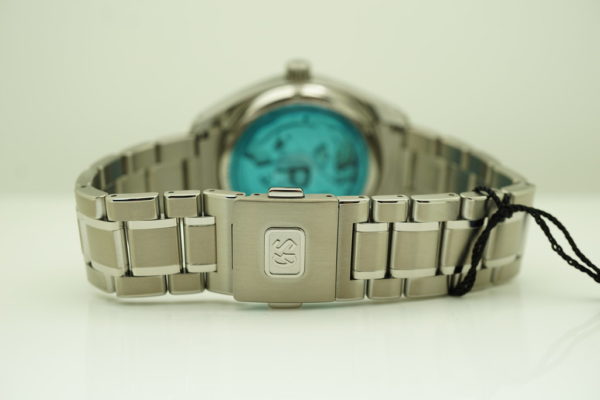 BRAND NEW Grand Seiko SPRING DRIVE SNOWFLAKE DIAL TITANIUM SBGA211 2021 COMPLETE SET - Image 7