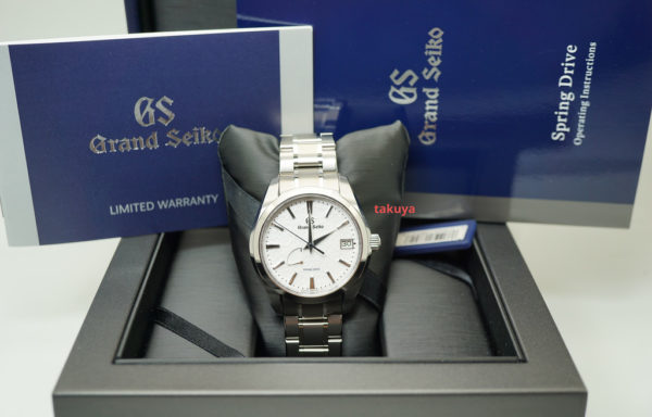 BRAND NEW Grand Seiko SPRING DRIVE SNOWFLAKE DIAL TITANIUM SBGA211 2021 COMPLETE SET - Image 2