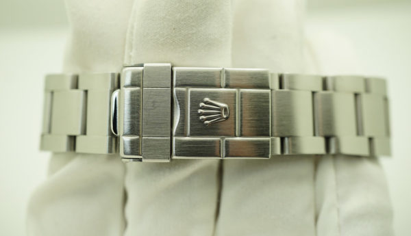 Rolex 16570 EXPLORER II 40MM BLACK DIAL P SERIAL SEL HOLES CASE BOXES PAPERS - Image 8