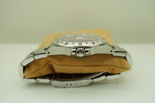 Rolex 16570 EXPLORER II 40MM BLACK DIAL P SERIAL SEL HOLES CASE BOXES PAPERS - Image 3