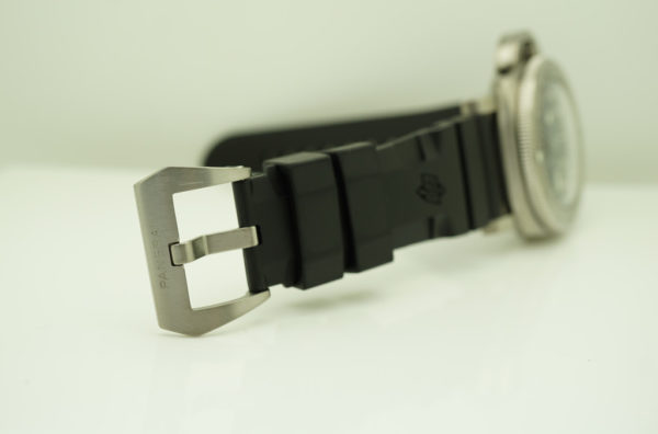 Panerai PAM 1305 LUMINOR SUBMERSIBLE 47MM TITANIUM V SERIES 2019 WARRANTY - Image 6