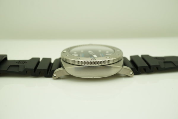 Panerai PAM 1305 LUMINOR SUBMERSIBLE 47MM TITANIUM V SERIES 2019 WARRANTY - Image 4
