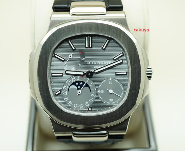 Patek PHILIPPE 5712G 18K WHITE GOLD NAUTILUS MOONPHASE 40MM COMPLETE SET