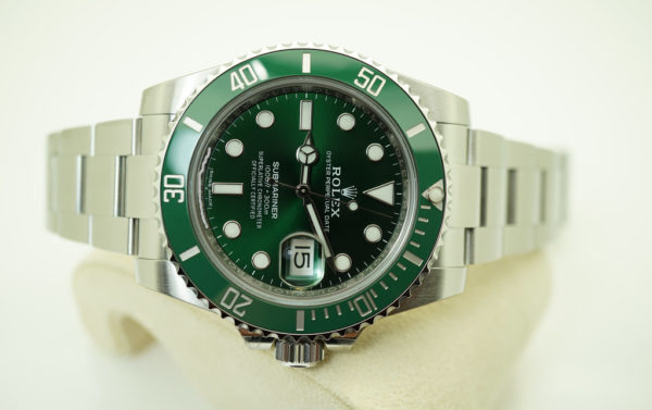 MINT Rolex 116610LV SUBMARINER HULK GREEN DIAL 2017 WARRANTY FULL SET - Image 9