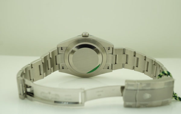 NEW Rolex 124300 OYSTER PERPETUAL GREEN DIAL 41MM 2021 COMPLETE SET - Image 8