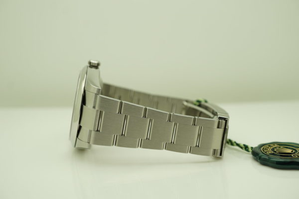 NEW Rolex 124300 OYSTER PERPETUAL GREEN DIAL 41MM 2021 COMPLETE SET - Image 5