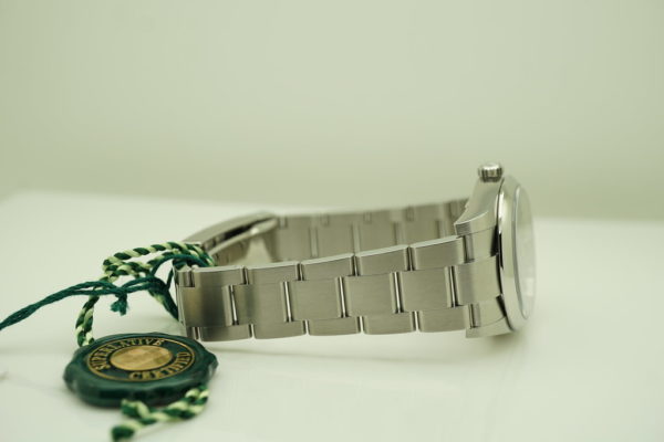 BRAND NEW Rolex 124200 OYSTER PERPETUAL 34MM BLUE DIAL 2021 COMPLETE SET - Image 6