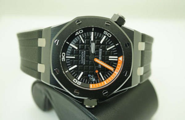 Audemars PIGUET ROYAL OAK OFFSHORE DIVER BLACK CERAMIC 15707CE SERVICED FULL SET - Image 9