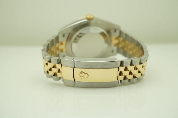 MINT Rolex 126333 DATEJUST 41 2 TONE FLUTED BEZEL SILVER DIAL JUBILEE BAND 2021 FULL SET - Image 7