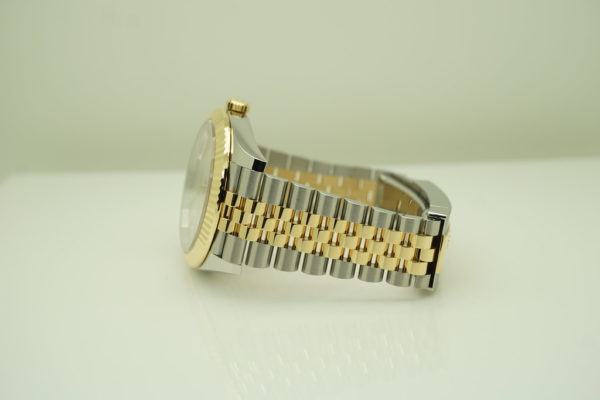 MINT Rolex 126333 DATEJUST 41 2 TONE FLUTED BEZEL SILVER DIAL JUBILEE BAND 2021 FULL SET - Image 5