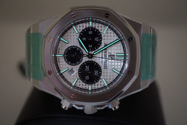 BRAND NEW Audemars PIGUET ROYAL OAK CHRONOGRAPH PANDA DIAL 26331ST 2021 COMPLETE SET - Image 8