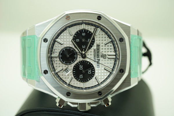 BRAND NEW Audemars PIGUET ROYAL OAK CHRONOGRAPH PANDA DIAL 26331ST 2021 COMPLETE SET - Image 6
