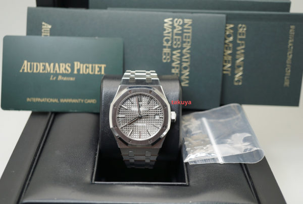 Audemars PIGUET ROYAL OAK 15450ST GREY RUTHENIUM DIAL 37MM 2020 WARRANT FULL SET - Image 2