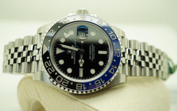 Rolex 126710BLNR GMT MASTER II BLACK BLUE BEZEL JUBILEE BAND 2019 FULL SET - Image 10