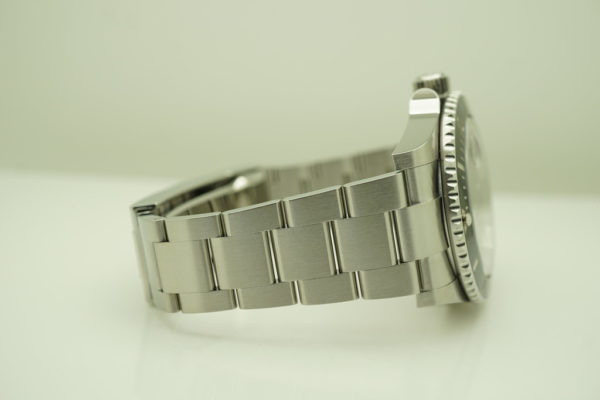 MINT Rolex 126610LN SUBMARINER DATE 41MM 2020 WARRANTY COMPLETE SET - Image 6