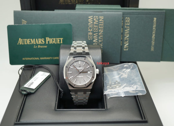 Audemars PIGUET ROYAL OAK 15450 GREY RUTHENIUM DIAL 37MM 2020 WARRANTY FULL SET - Image 2