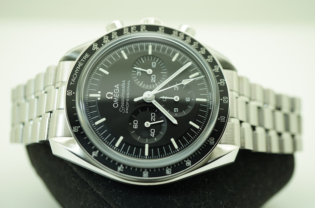 omega sapphire speedmaster