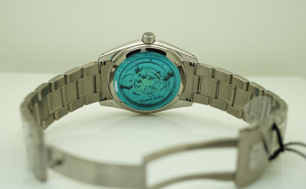 BRAND NEW Grand Seiko SPRING DRIVE TITANIUM SBGA415 Winter 2021 WARRANTY FULL SET - Image 8