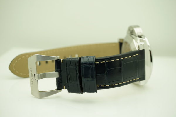Panerai PAM 689 LUMINOR 1950 10 DAYS GMT SUNBURST BLUE DIAL 44MM FULL SET - Image 6