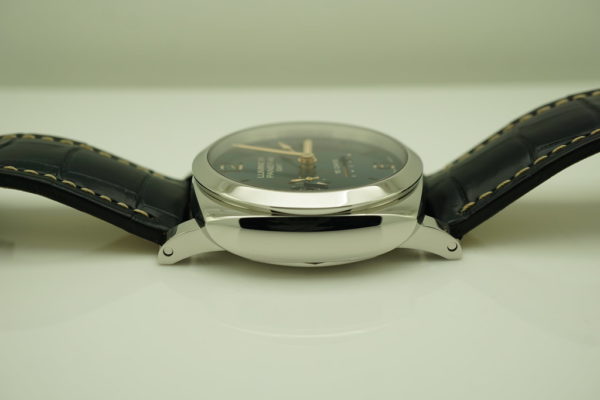 Panerai PAM 689 LUMINOR 1950 10 DAYS GMT SUNBURST BLUE DIAL 44MM FULL SET - Image 4